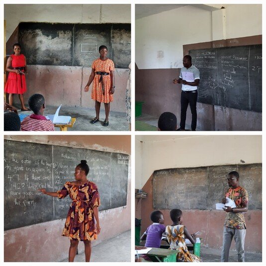 Collage mit 4 Bildern der LehrerInnen aus Ghana vor der Tafel